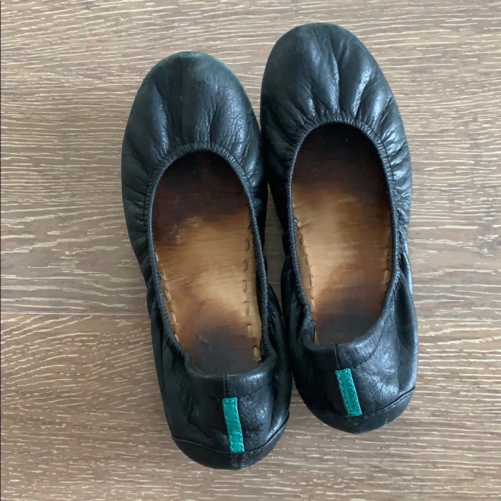 Black Tieks size 6